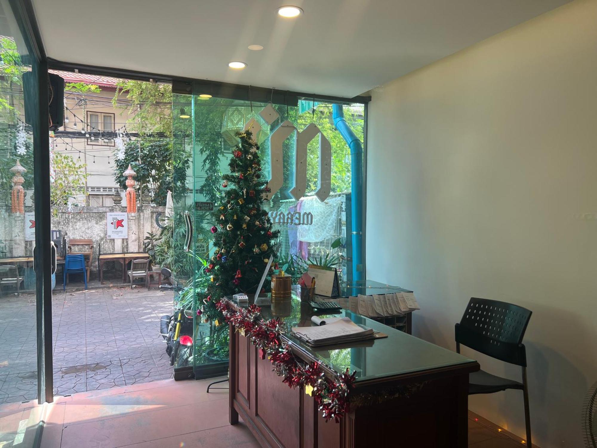 Merry V Guesthouse Bangkok Kültér fotó